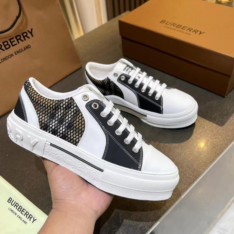 Burberry Low Shoes